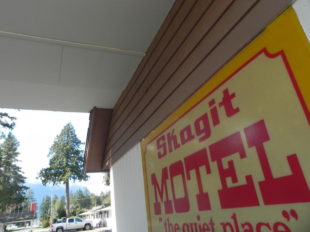 Skagit Motel Хоуп Экстерьер фото
